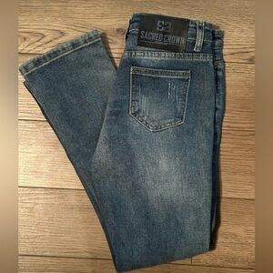 Sacred crown dark wash women’s jeans size 14 jeans distressed size NWOT